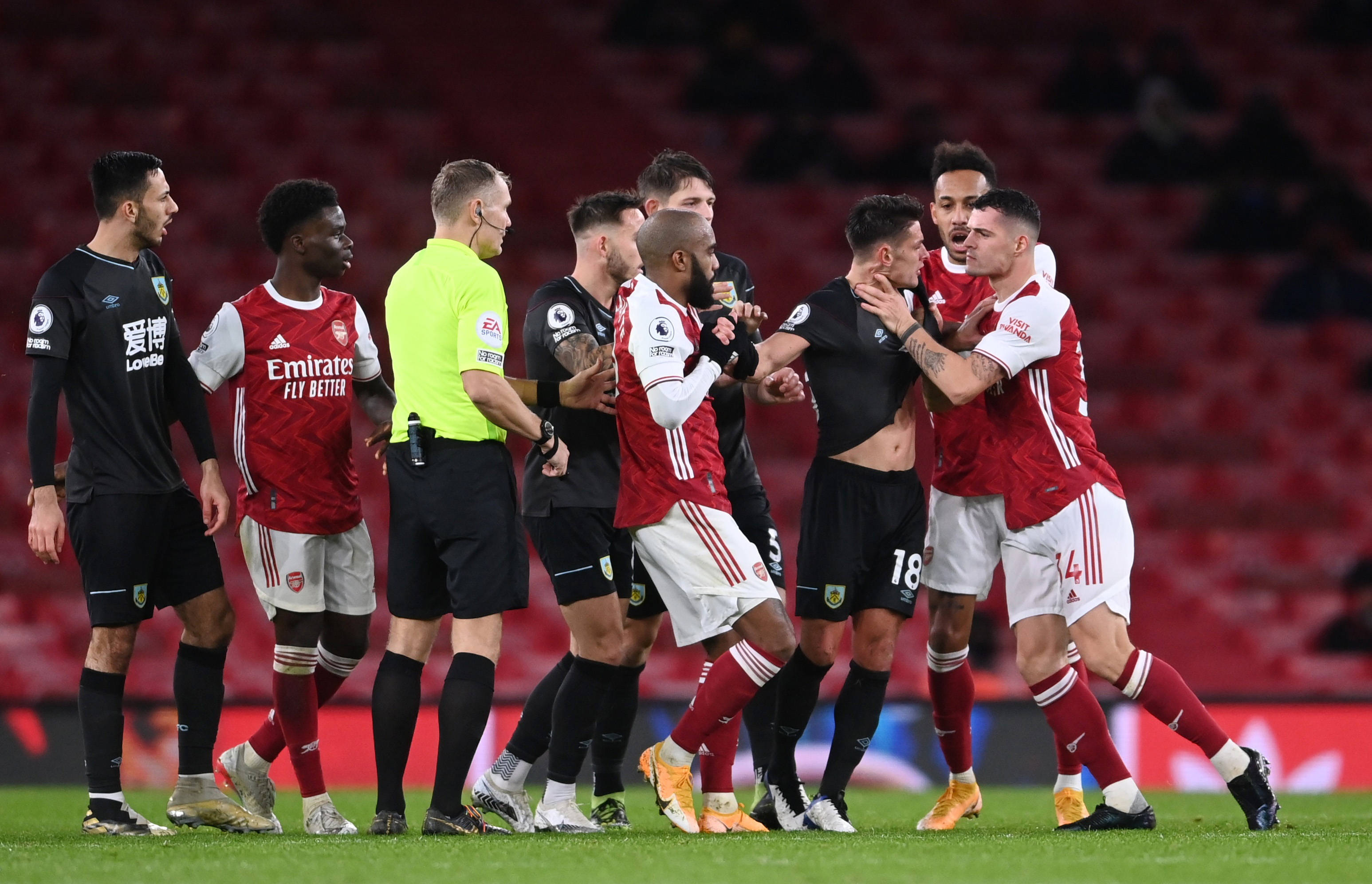 支球队来说 支球队来说